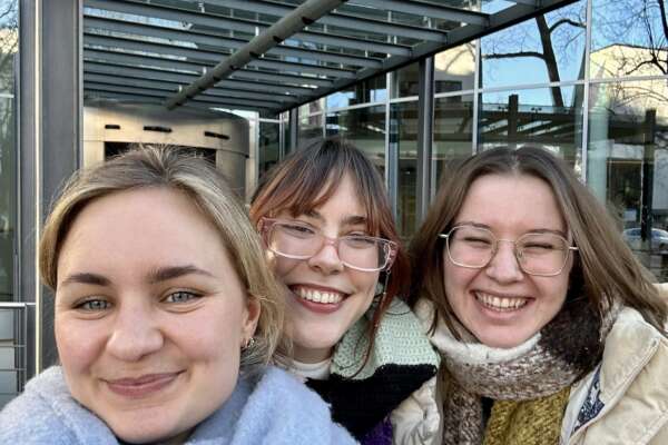 Selfie von Lea Nordmann, Lorina Bischoff und Simone Hellwig